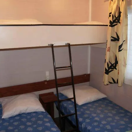 Mobil-home Avec Terrasse Pour 4 Pers. - Api-1-52-1600 *